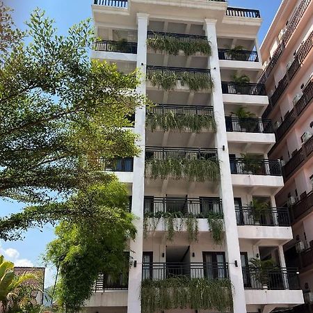 ואנג ויינג Consiana Hotel מראה חיצוני תמונה