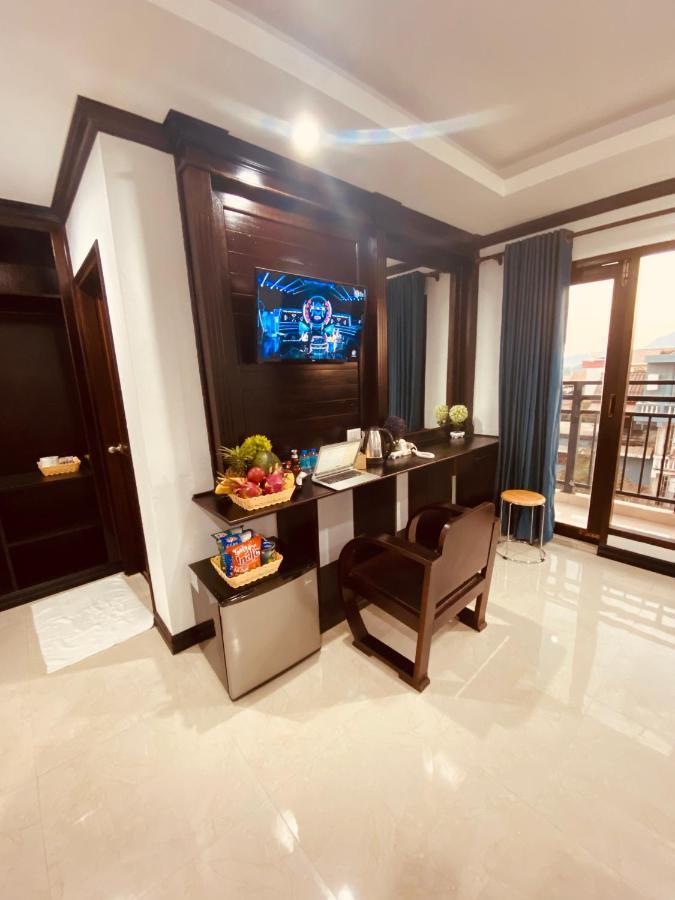 ואנג ויינג Consiana Hotel מראה חיצוני תמונה
